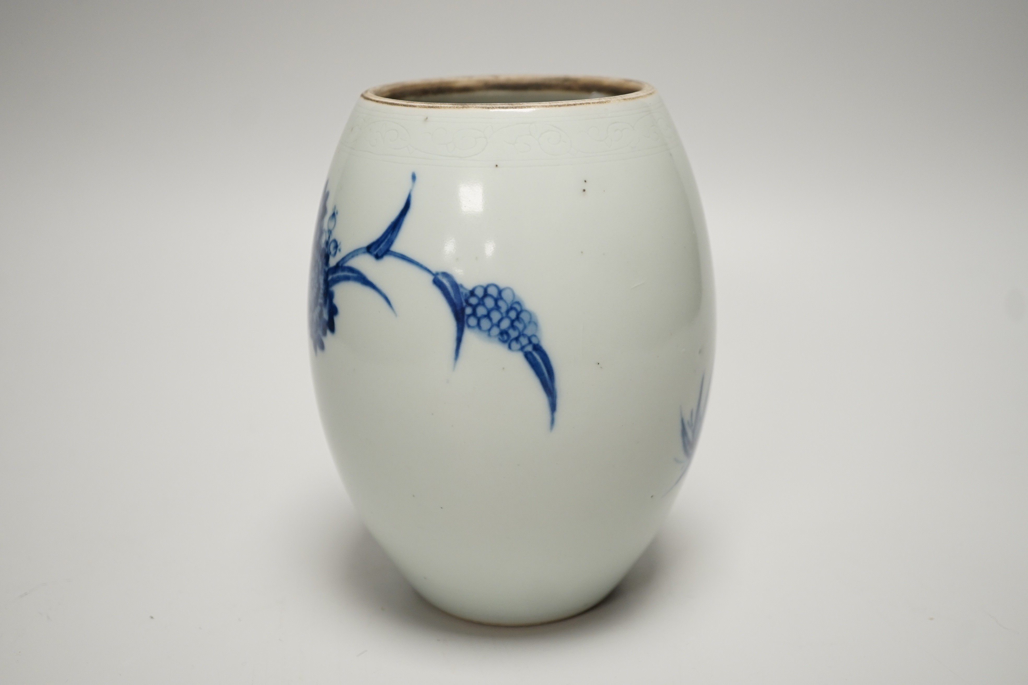 A Chinese blue and white vase, in Transitional style, 14.5cm